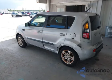 2011 Kia Soul + from USA, damaged, VIN KNDJT2A28B7723516